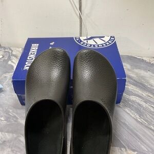 New Birkenstock Super-Birki Clog Regular Width in Black Men's size 10 NEW IN BOX